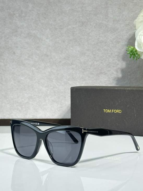 Picture of Tom Ford Sunglasses _SKUfw76439994fw